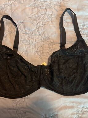 Adore Me Black Lace Underwire Bra with Adjustable Straps